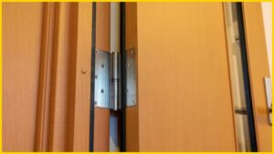 Šarke za vrata – tipovi, ugradnja i najčešće greške